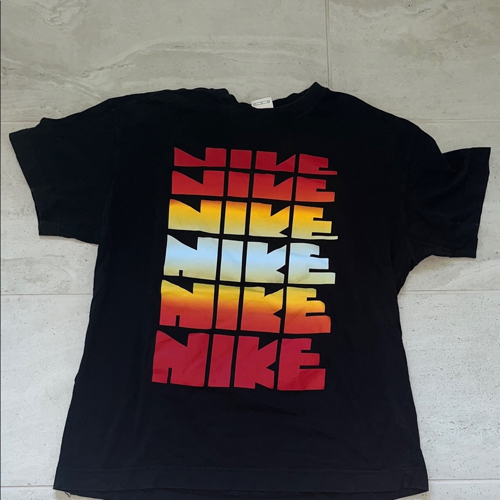 Nike Men's Black Tee with Gradient Logo
